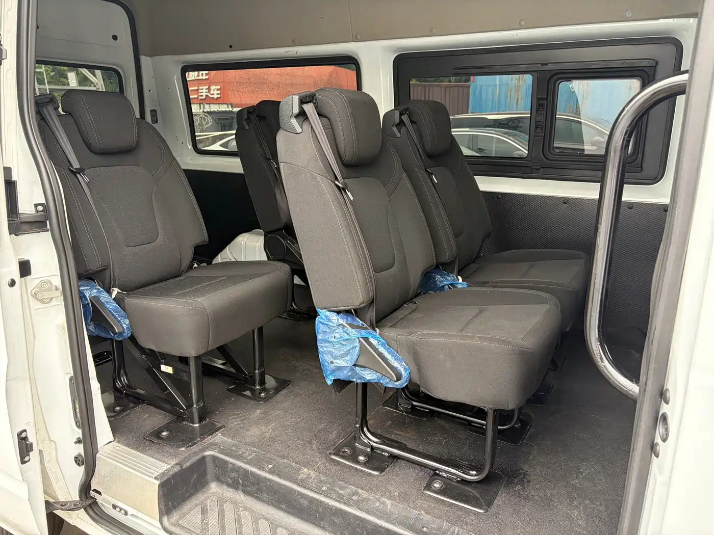 Jiangling JMC Fushun 2023 2023 2.0T Manual Medium Wheelbase Medium Roof Commercial Multi-Purpose Vehicle 6-Seater