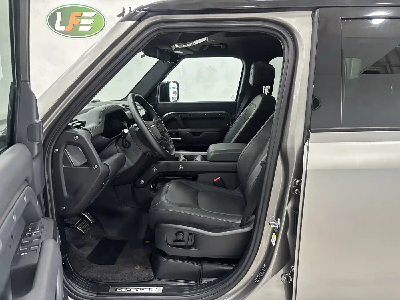 Land Rover Defender 2025 2025 110 3.0T P400 X