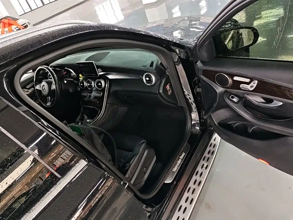 Mercedes-Benz GLC 2019 Facelift GLC 260 L 4MATIC Luxury фото 11