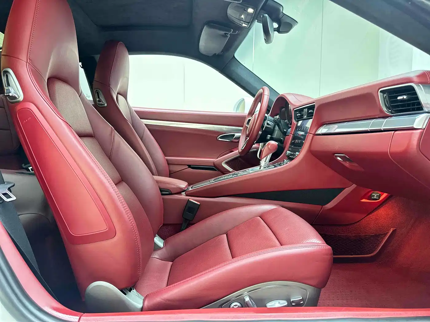Porsche 911 2016 Carrera 3.0T фото 12