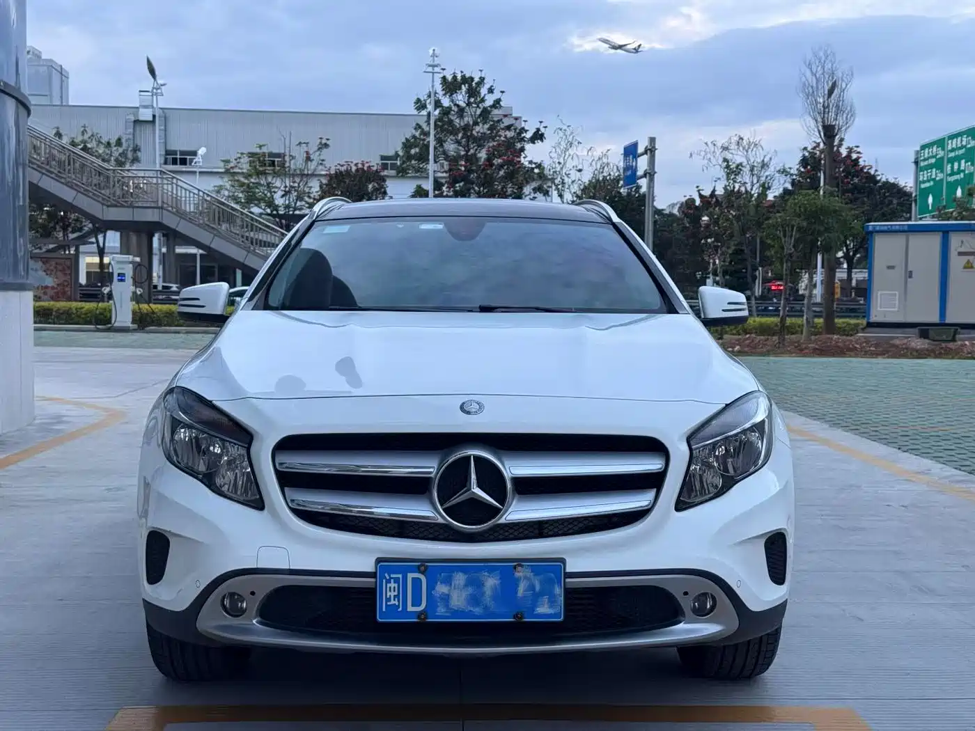 Mercedes-Benz GLA 2016 GLA 200 Dynamic фото 2