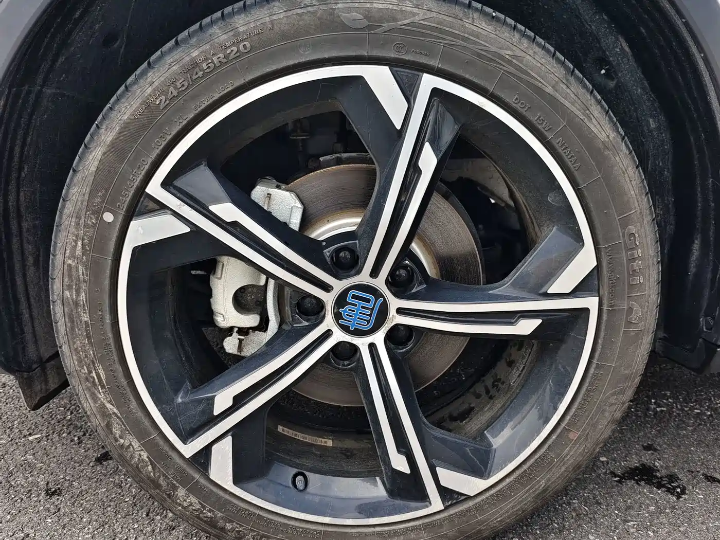 BYD Tang New Energy 2025 2021 DM-i 112KM Premium