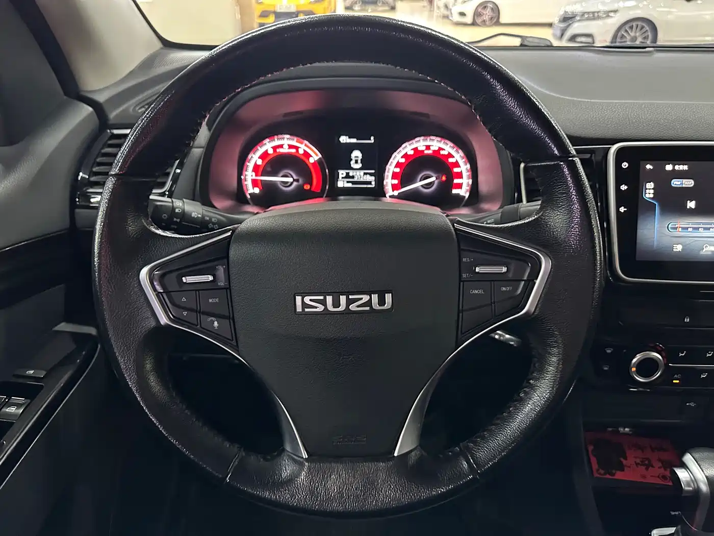 Isuzu Lingtuo 2021 2020 2.5T 2WD Automatic Flagship Edition China VI JE4D25Q6A
