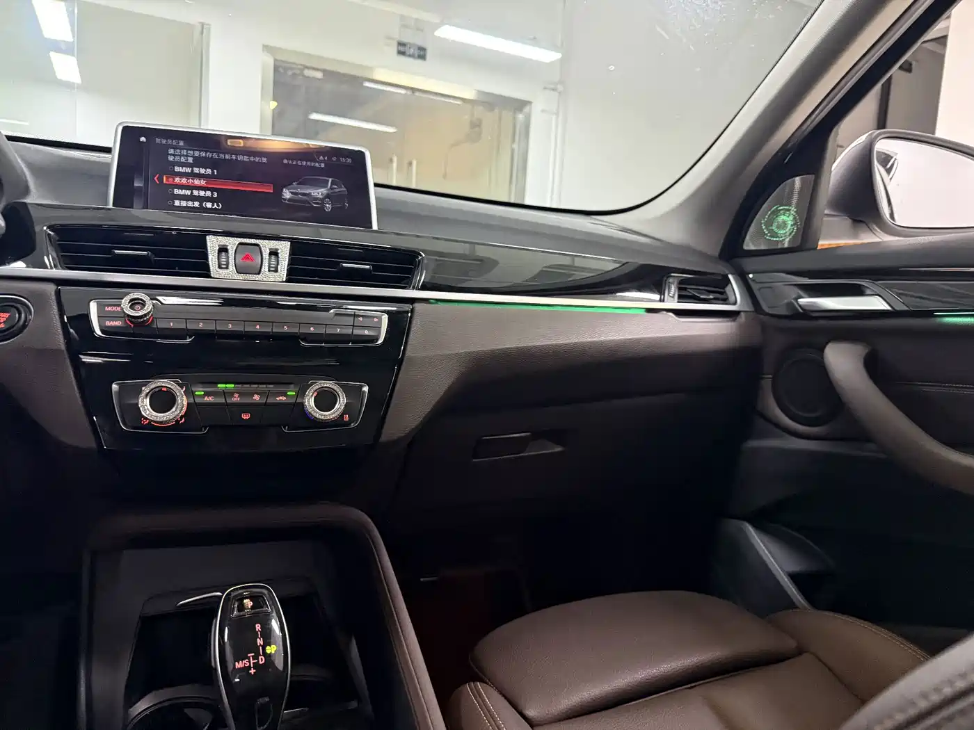 Фото 18 - BMW X1