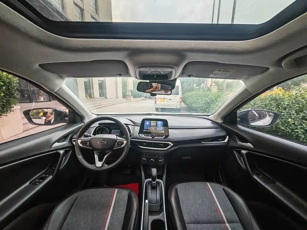 Chevrolet Trax 2020 2019 Redline 335T CVT Extreme Edition (China VI)