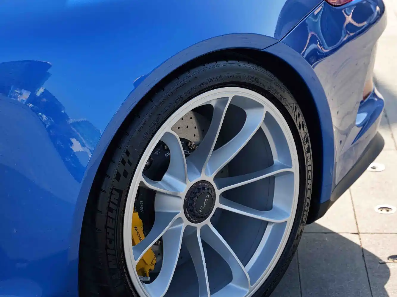 Porsche 911 2013 GT3 3.8L фото 5