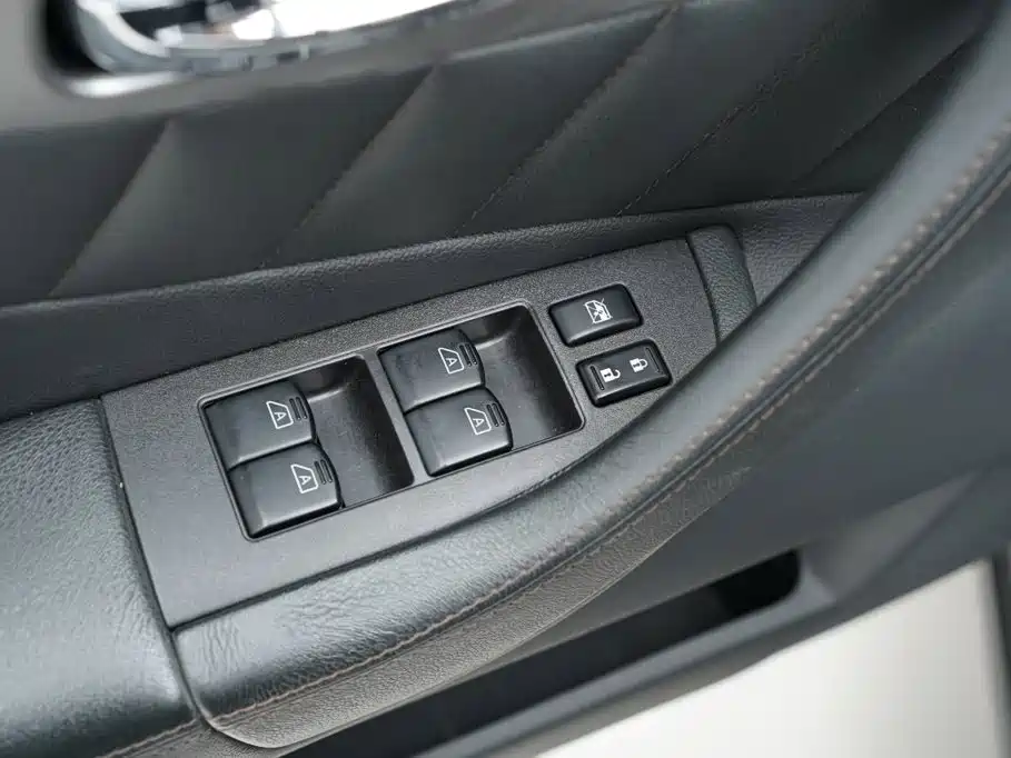Infiniti QX70 2015 2013 3.7L Superior