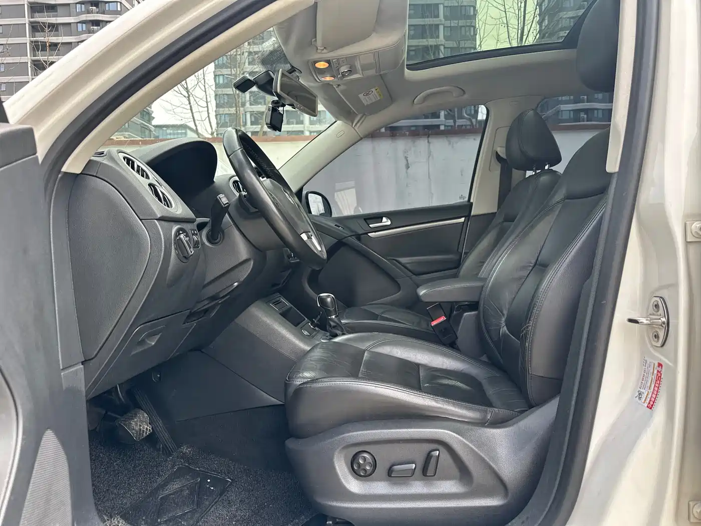 Volkswagen Tiguan 2015 1.8TSI Automatic 2WD Trendline фото 5
