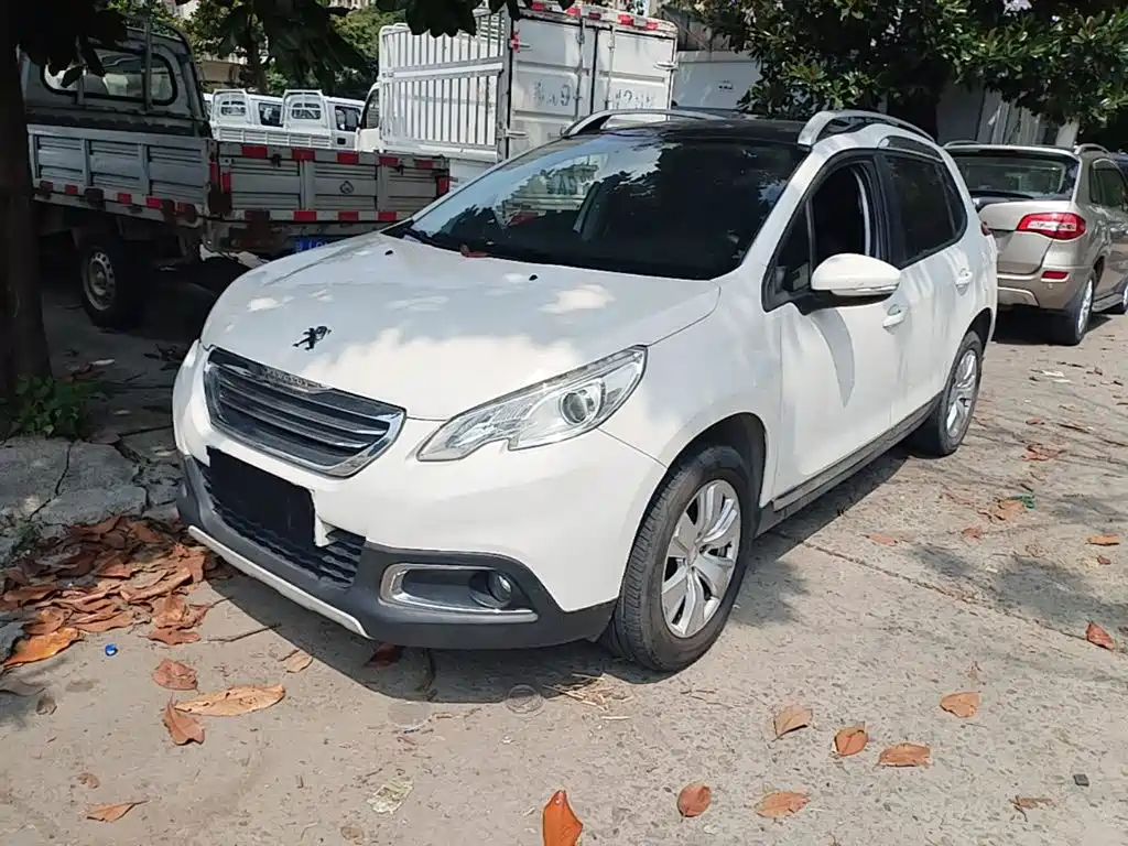 Photo 2 - Peugeot 2008