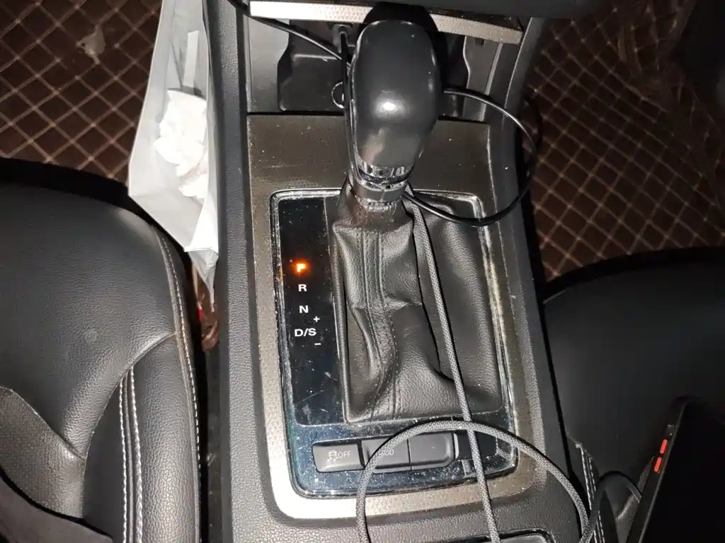 Roewe i6 2021 2020 PLUS 1.6L CVT 4G Connected Glory Flagship Edition