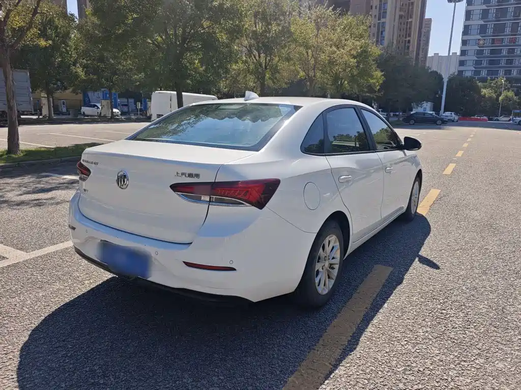 Фото 16 - Buick Excelle