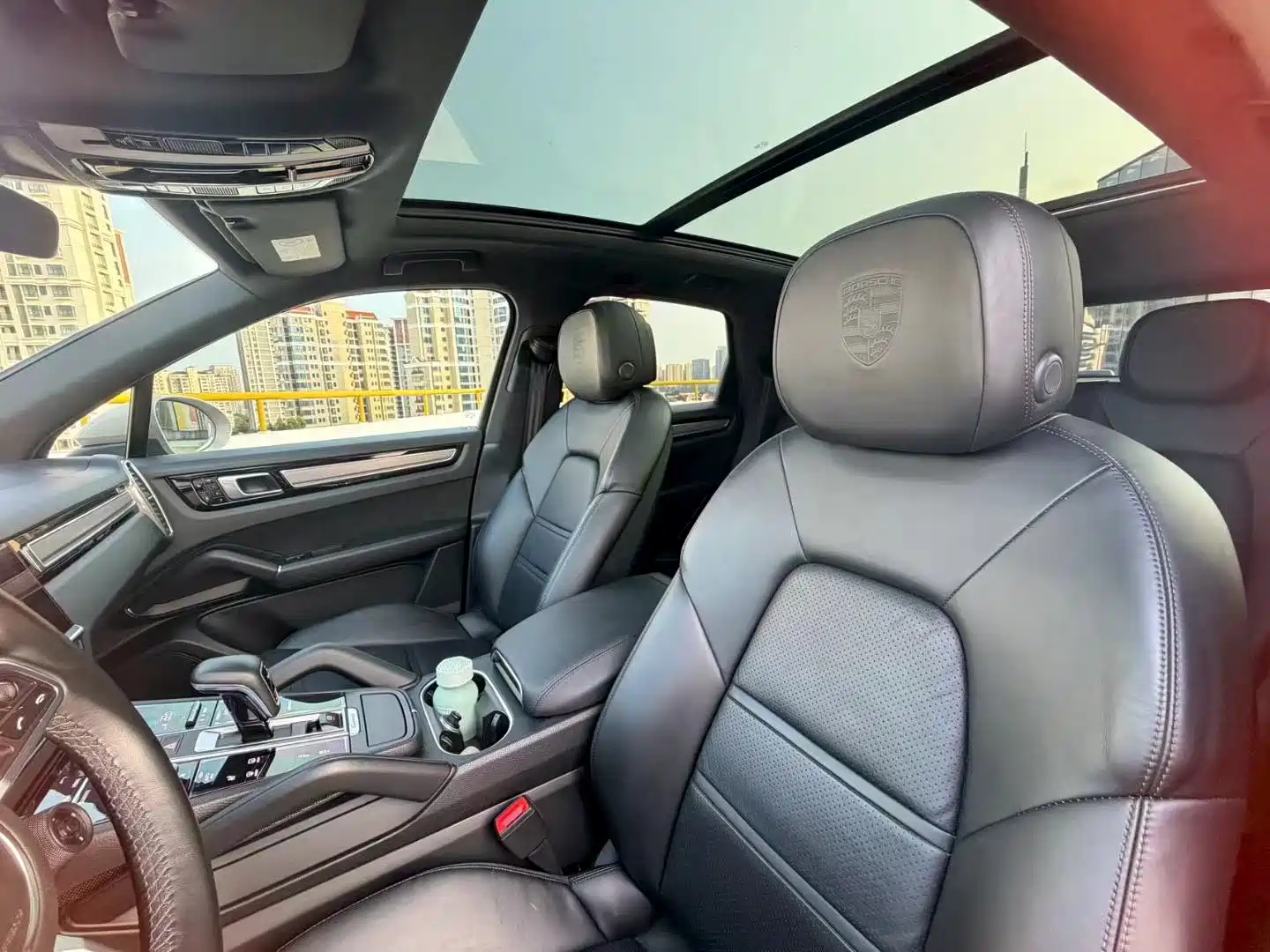 صورة 8 - Porsche Cayenne New Energy