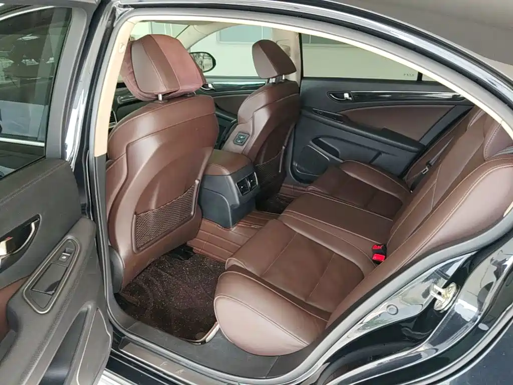 Hongqi H7 2018 2018 2.0T Flagship Edition