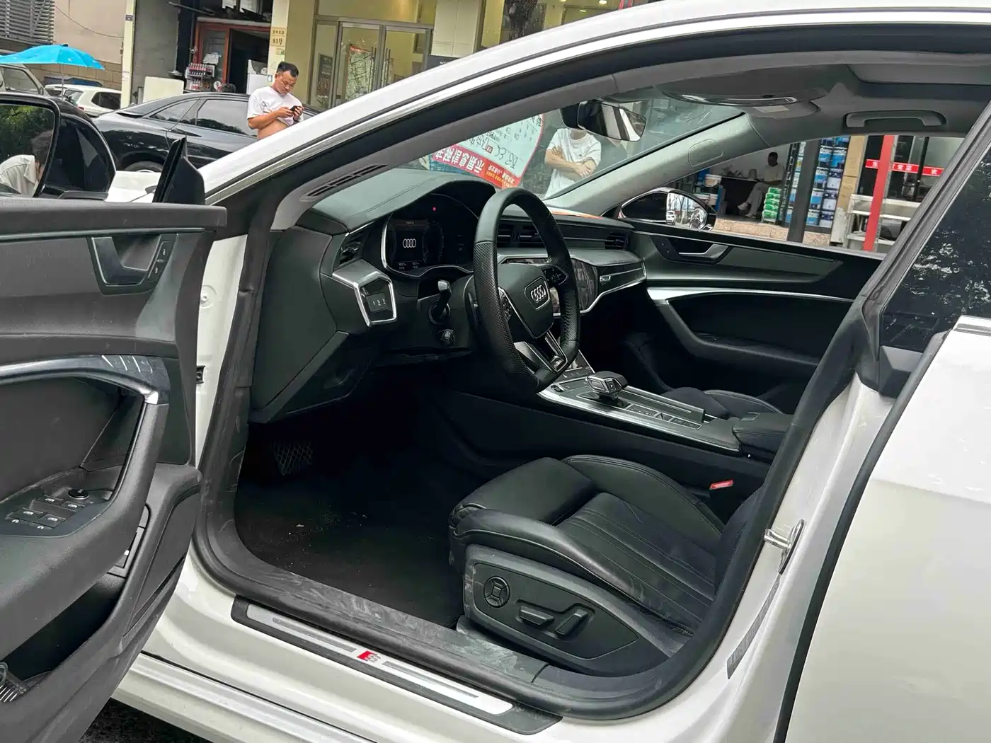 Photo 7 - Audi A7