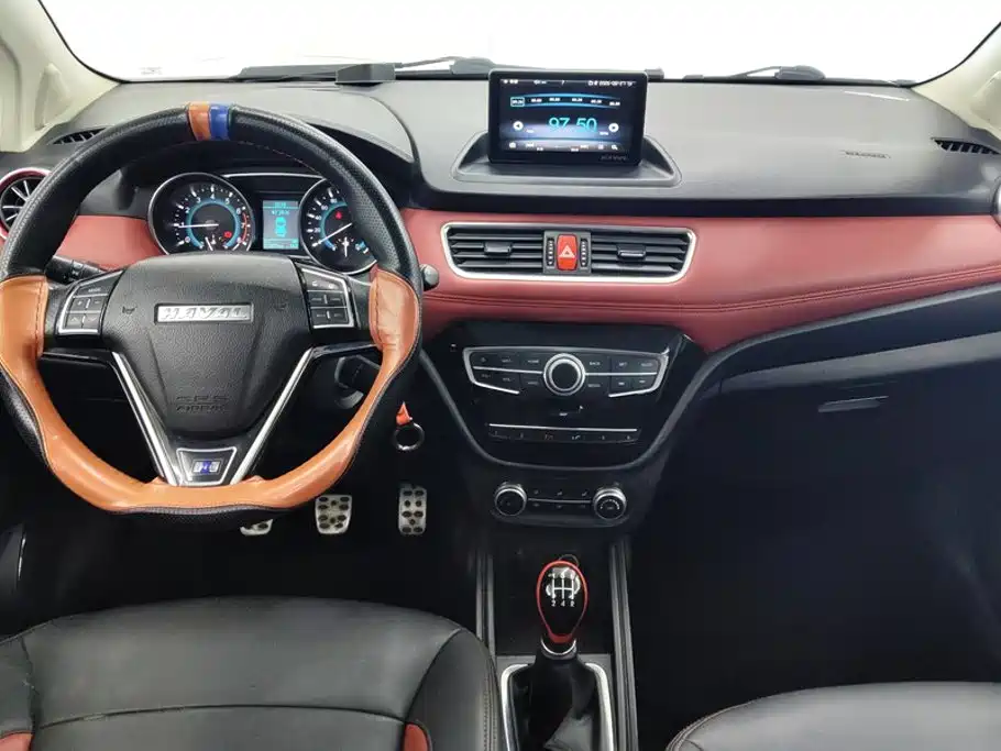 Фото 12 - Haval H1