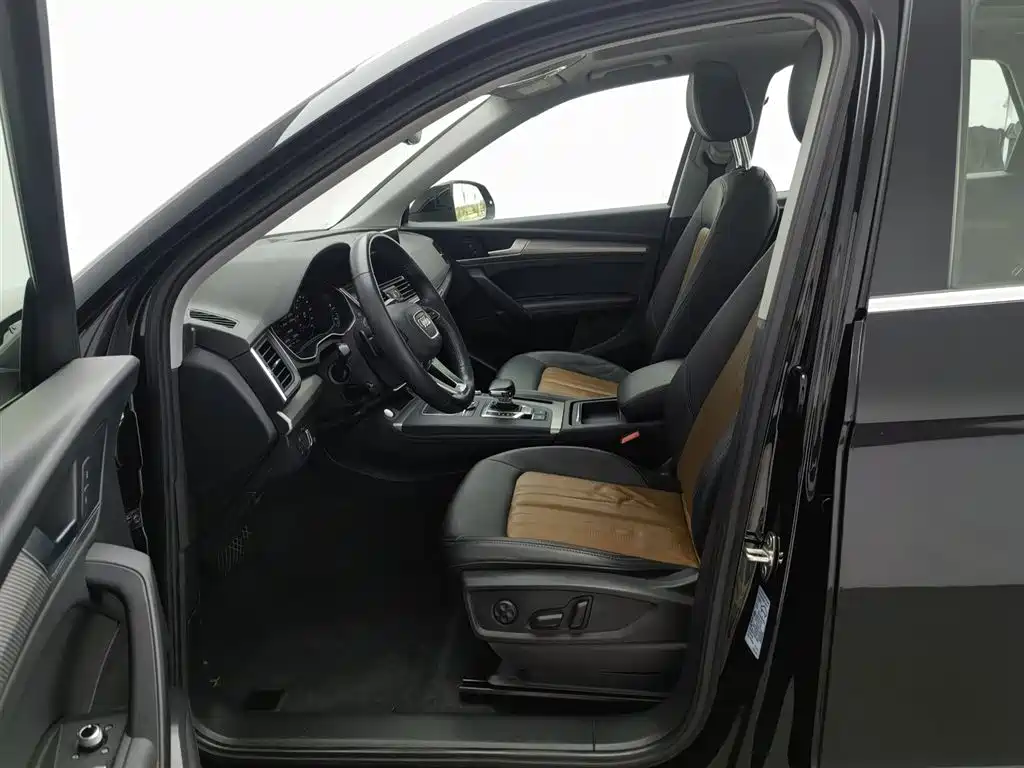 Audi Q5L 2020 45 TFSI Exclusive Fashion фото 10