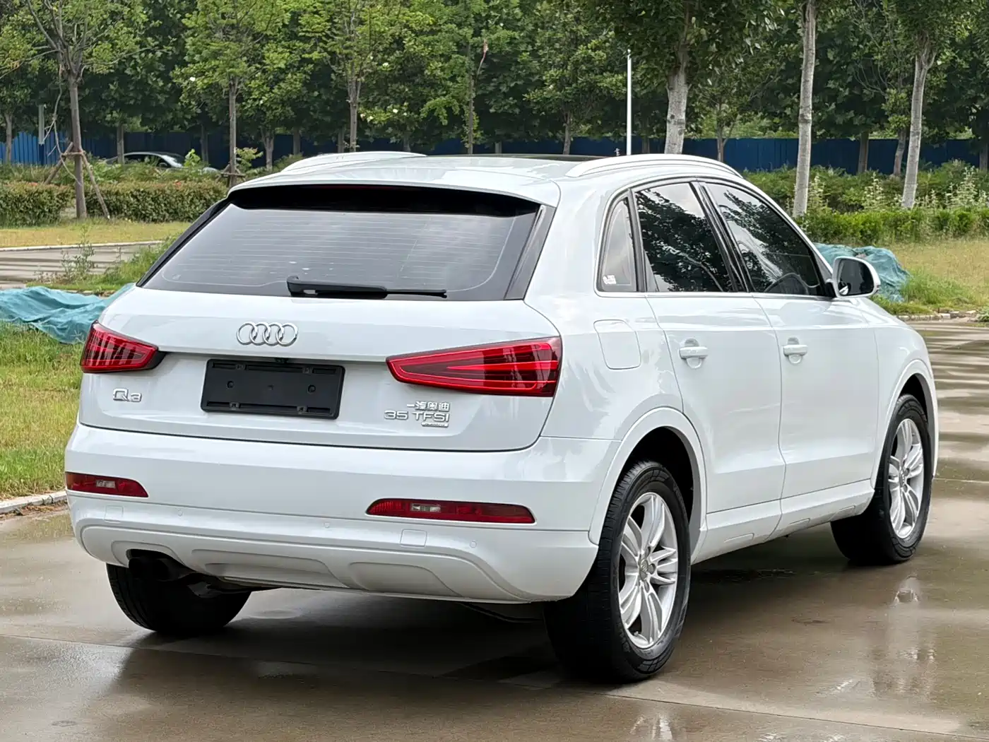 Audi Q3 2015 35 TFSI quattro Technology фото 17