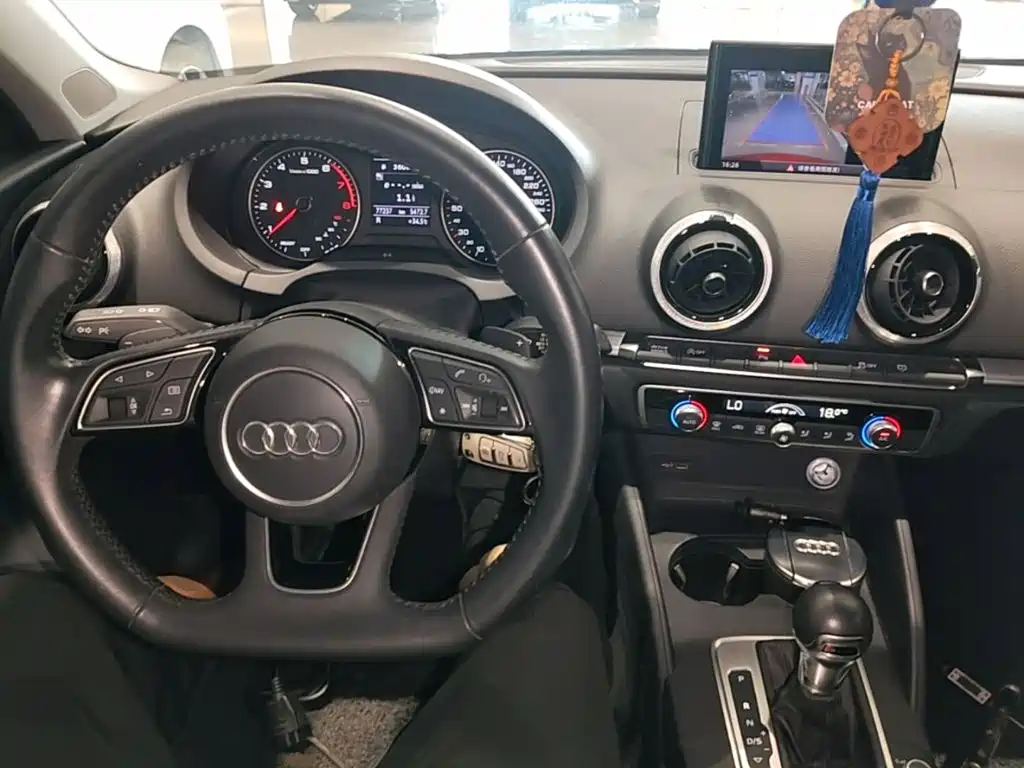 Фото 10 - Audi A3