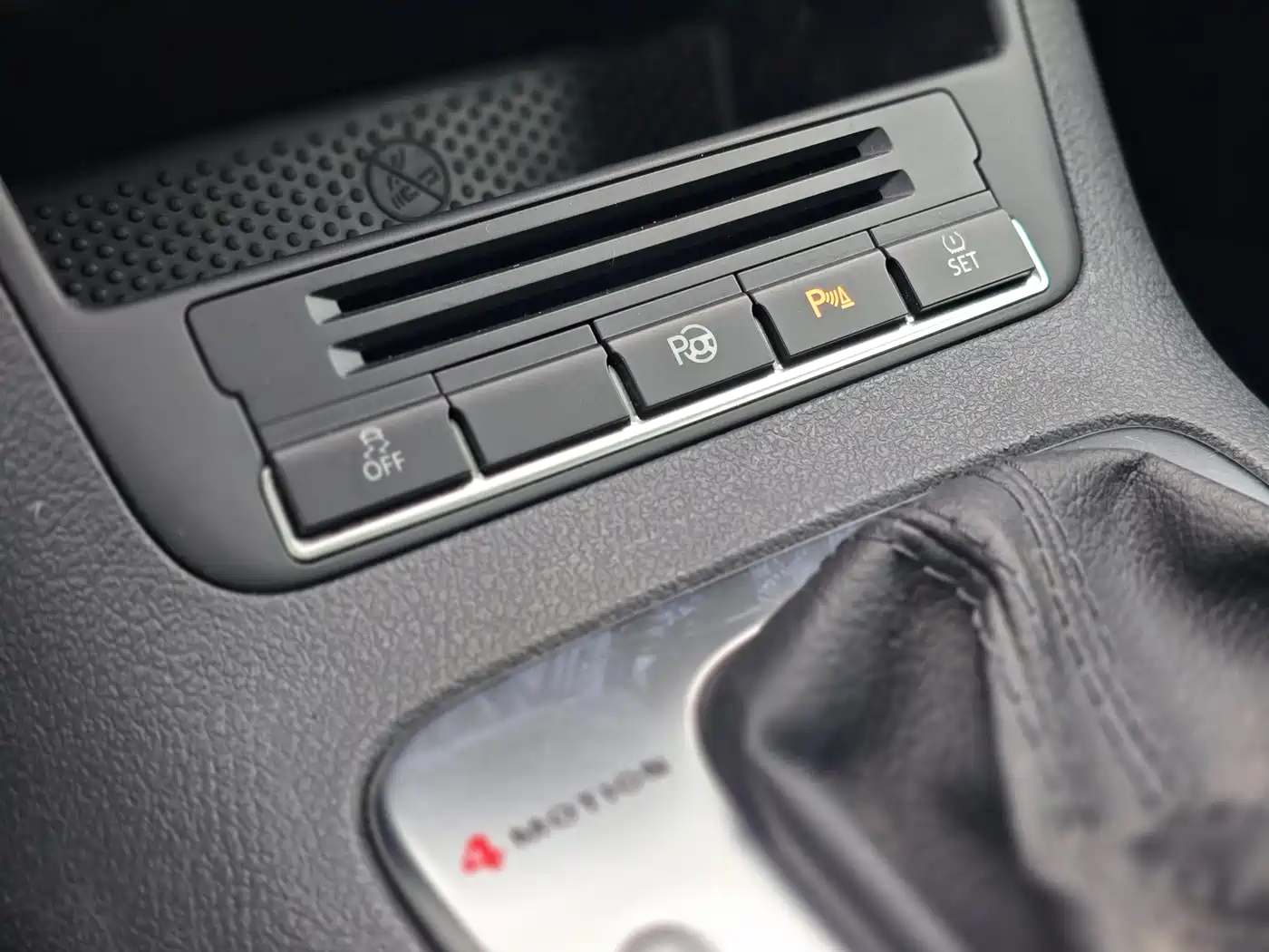 Volkswagen Tiguan 2010 2.0TSI Automatic AWD Flagship фото 16