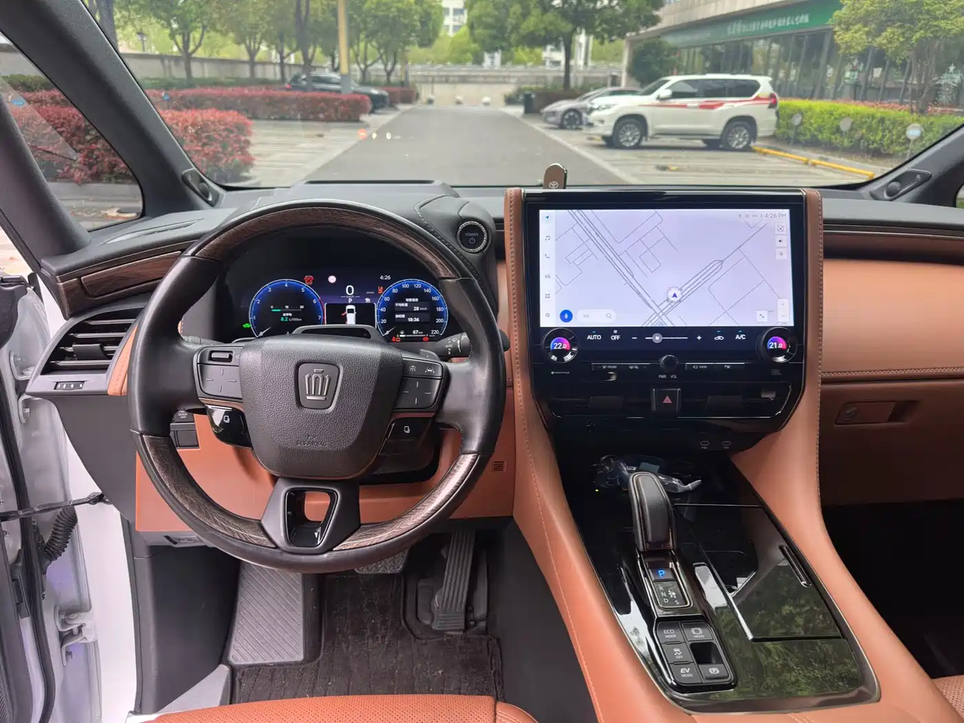 Toyota Vellfire 2024 Crown Hybrid 2.5L Executive Premium Edition фото 14