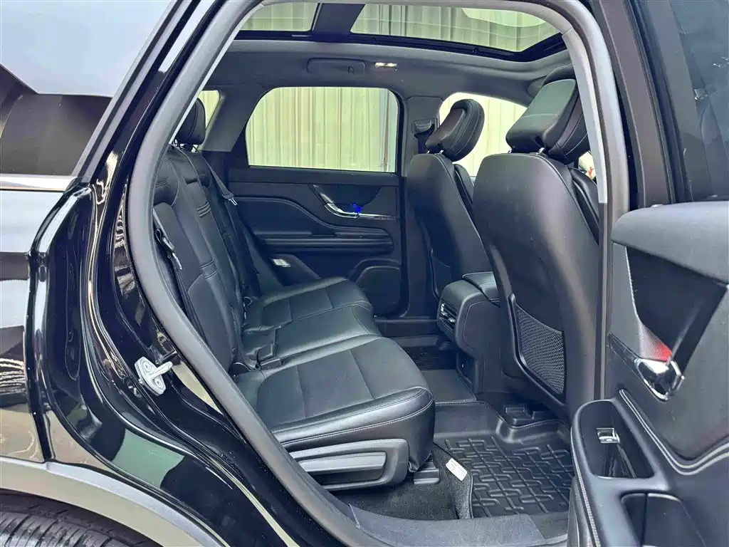 LINCOLN ADVENTURER