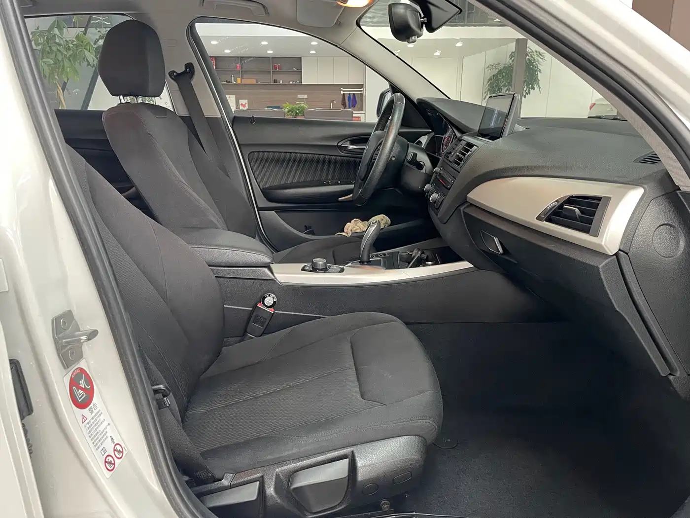BMW 1 Series (Import) 2013 Facelift 116i Leading Model фото 8