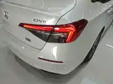 Photo 8 - Honda Civic