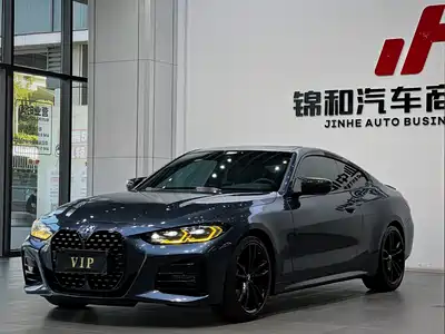 BMW 4