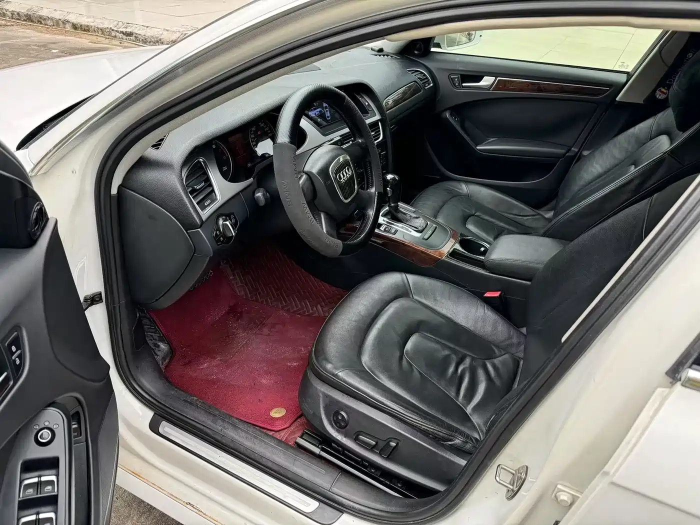 Audi A4L 2011 2012 2.0 TFSI Auto Standard