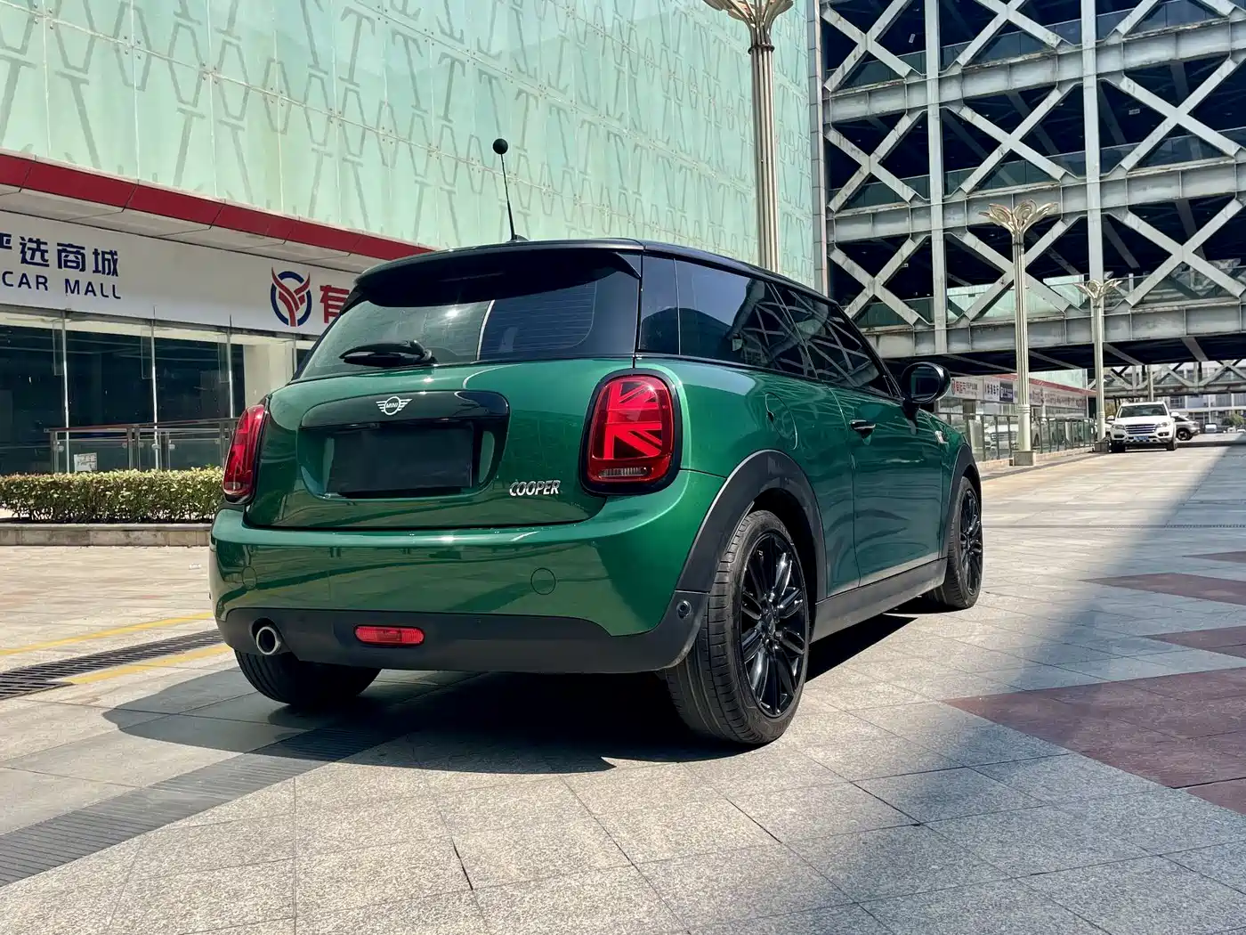 MINI 2021 1.5T COOPER Artist фото 13