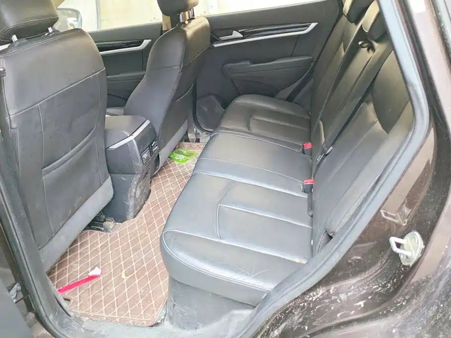 Dongfeng Aeolus Dongfeng Fengshen AX7 2015 2015 2.0L Automatic Smart Ease