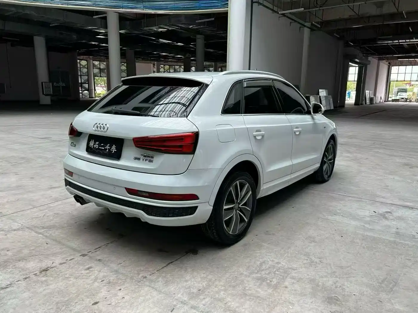 Audi Q3 2018 30th Anniversary Edition 35 TFSI Sport фото 9