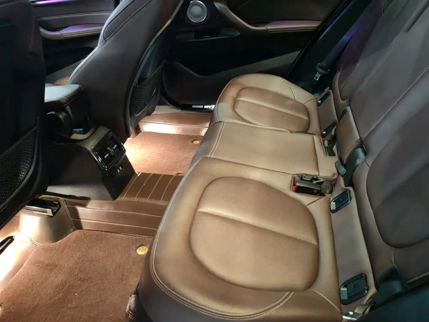 BMW X1 2022 sDrive25Li Leading фото 7