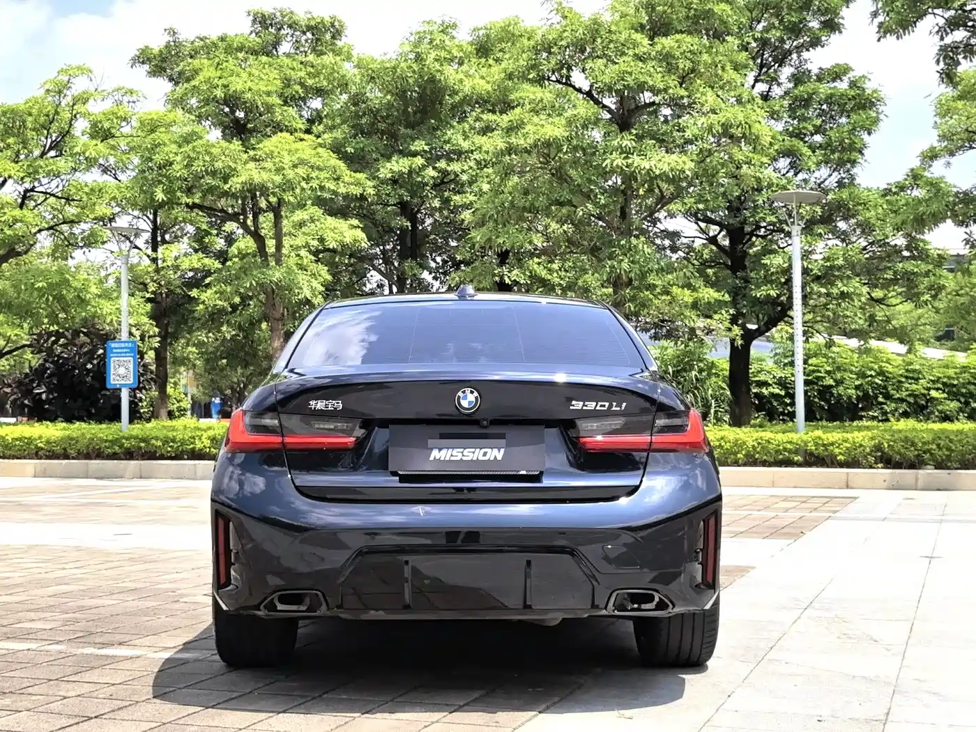 BMW 3 Series 2026 2025 330Li M Sport Night Edition