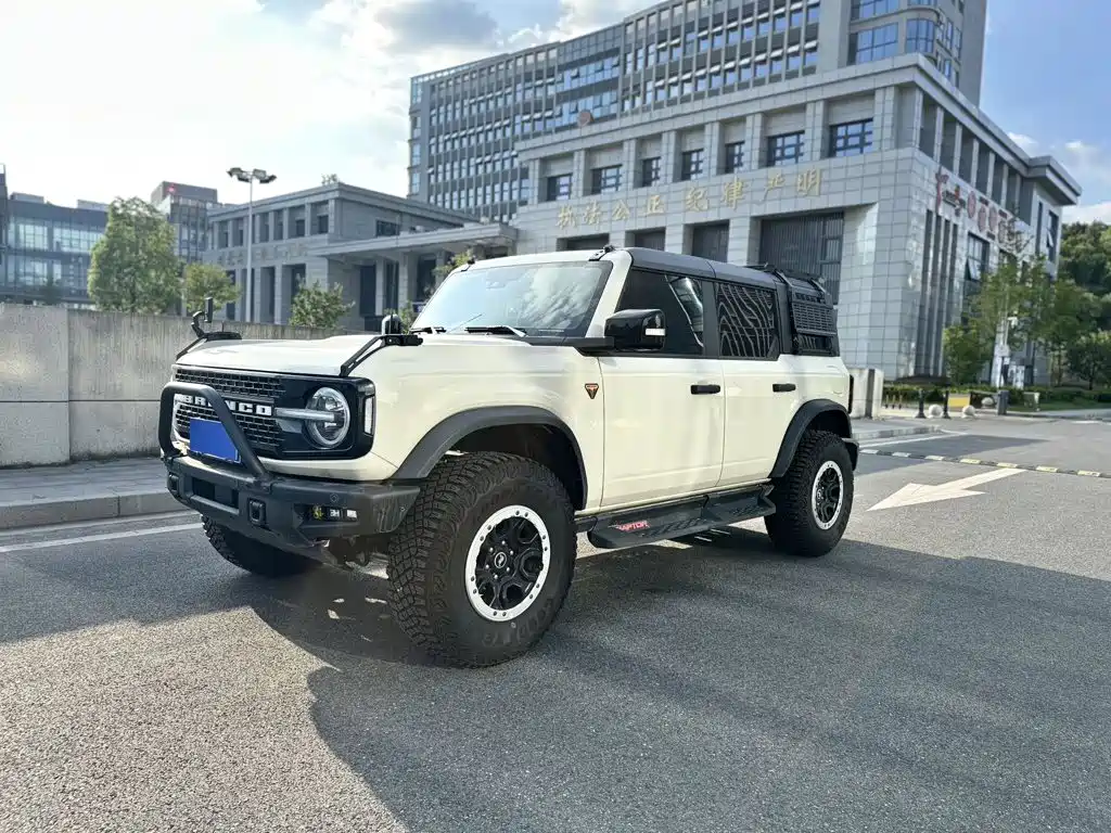 Ford Bronco 2025 2024 2.3T Badlands