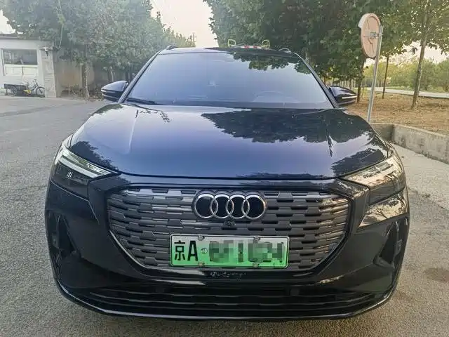 Audi Q4 e-tron 2023 2023 40 e-tron Innovation Edition