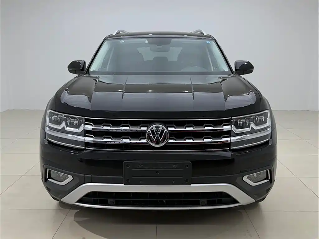 Volkswagen Teramont 2019 380TSI 4WD Luxury Edition China VI фото 7