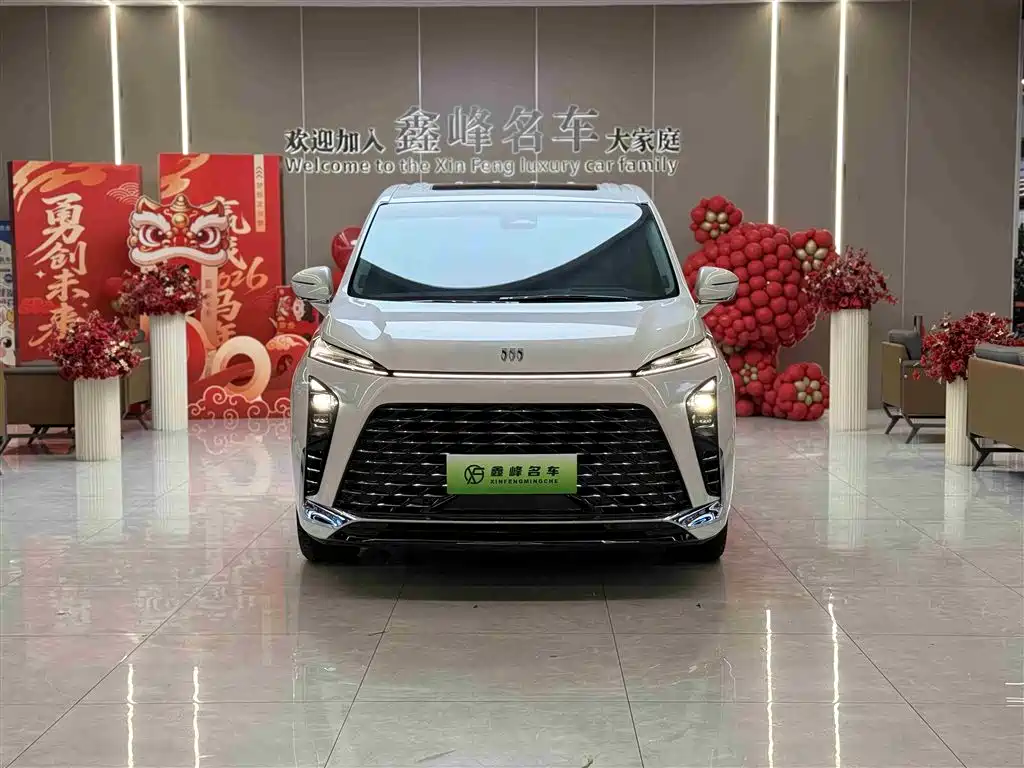 BUICK GL8 NEW ENERGY