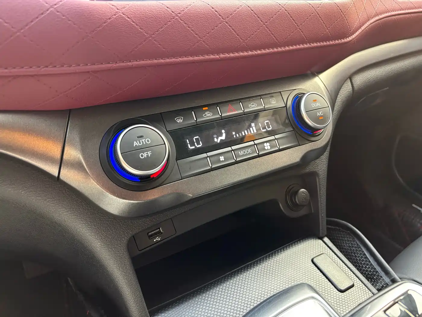 Haval H6 Coupe 2020 2020 Smart Connect Edition 1.5T Automatic 2WD Elite