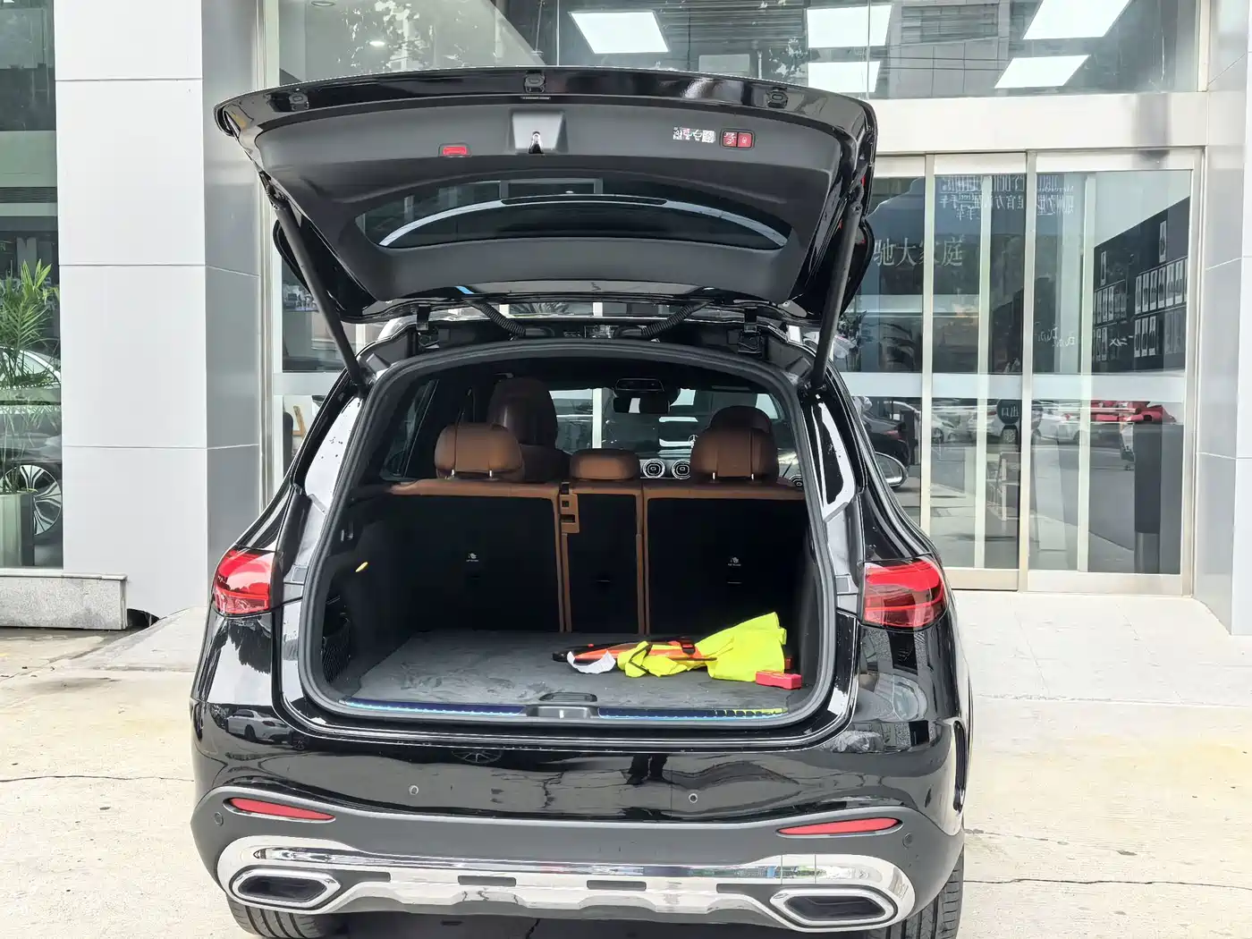 Mercedes-Benz GLC 2026 2026 GLC 300 L 4MATIC Luxury 5-Seater
