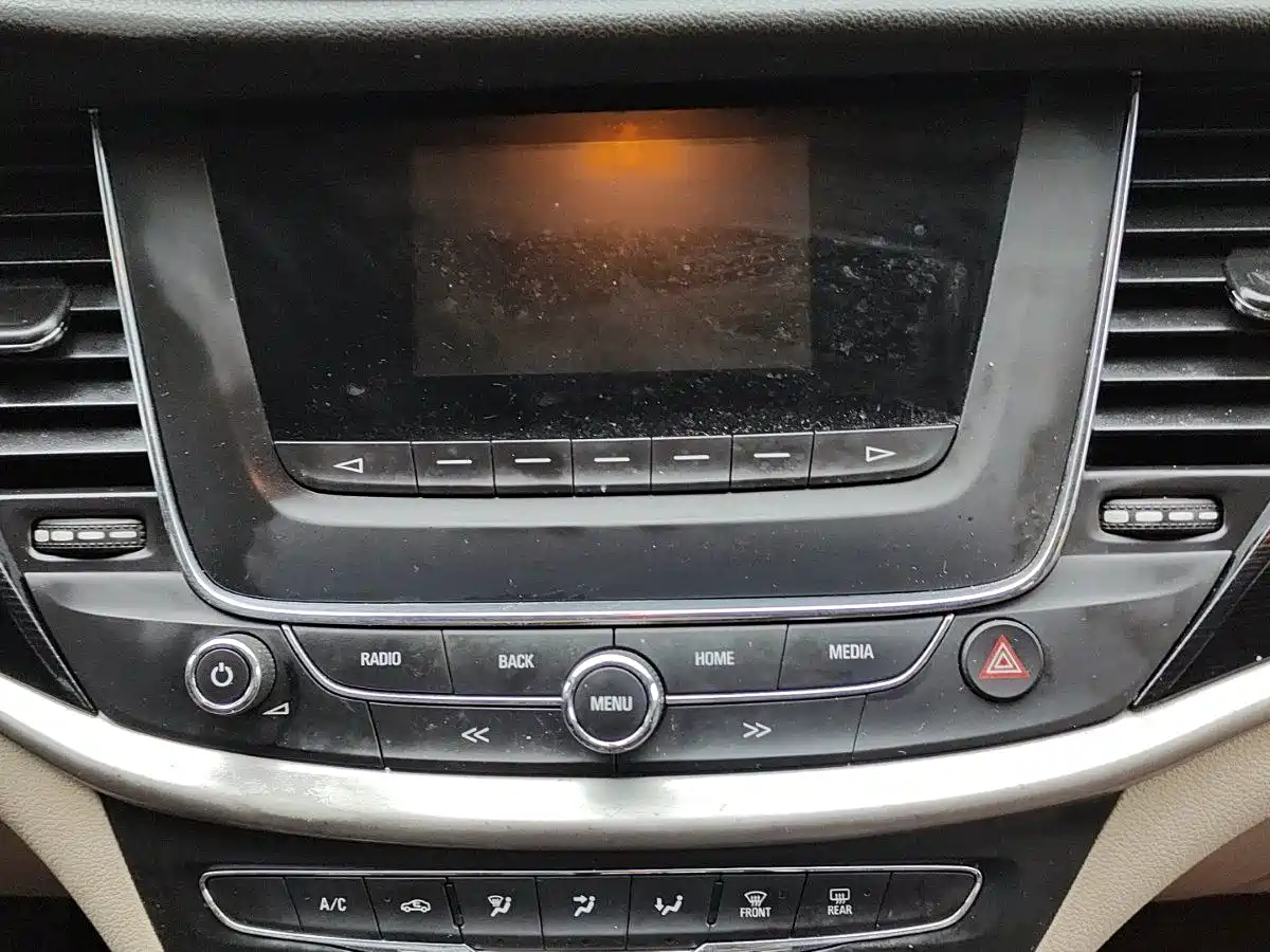 Buick Verano 2015 Sedan 15S Automatic Progressive фото 15