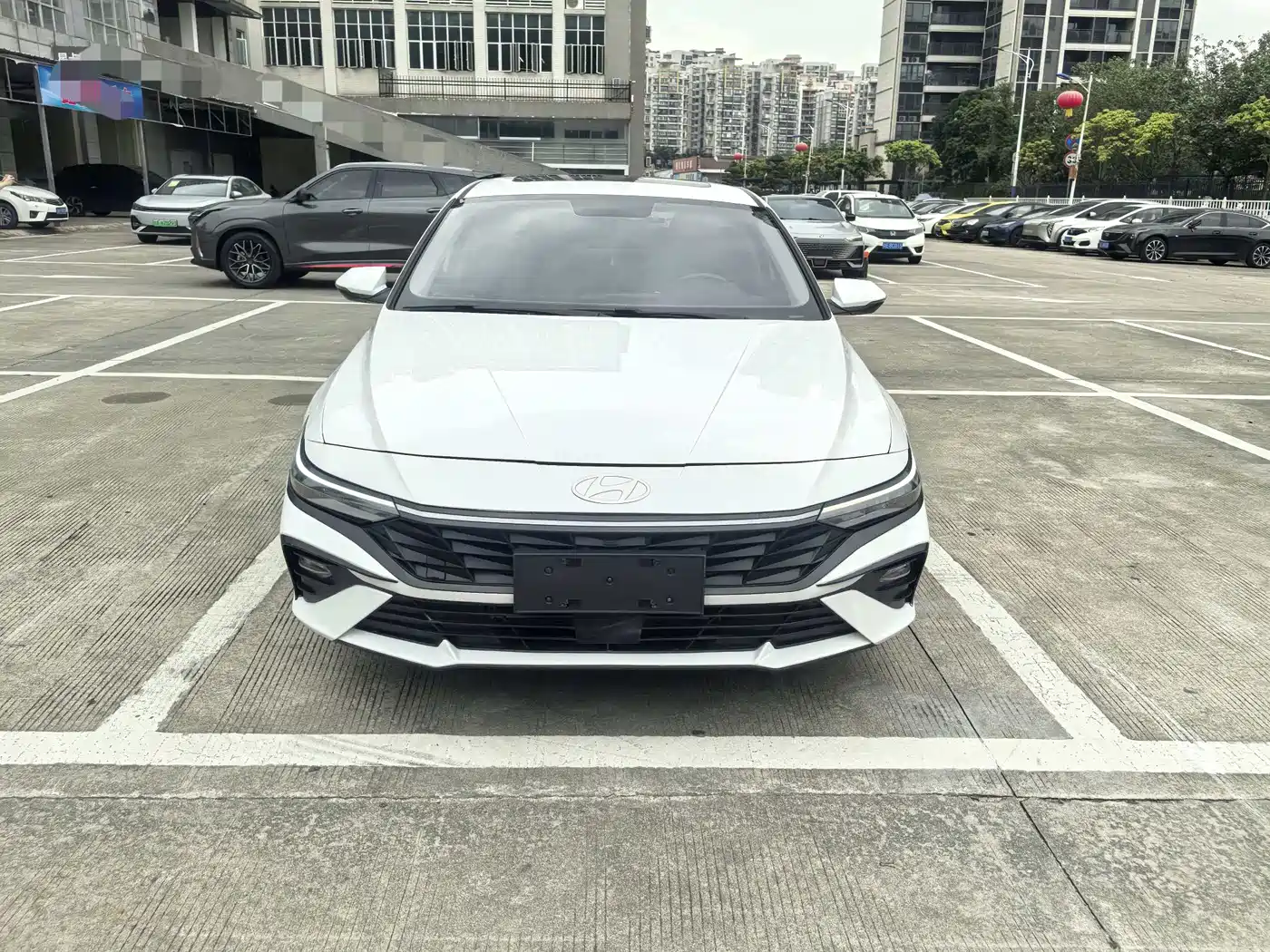 Hyundai Elantra 2023 1.5L CVT GLX Elite Edition фото 2