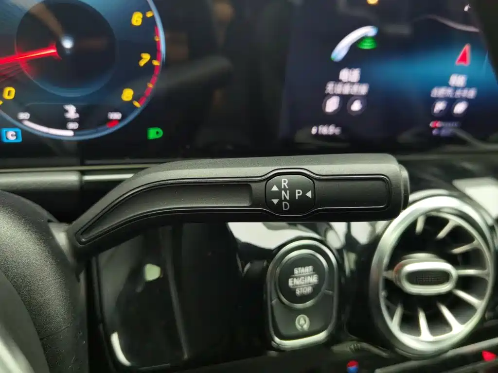 Mercedes-Benz GLA, миниатюра 13