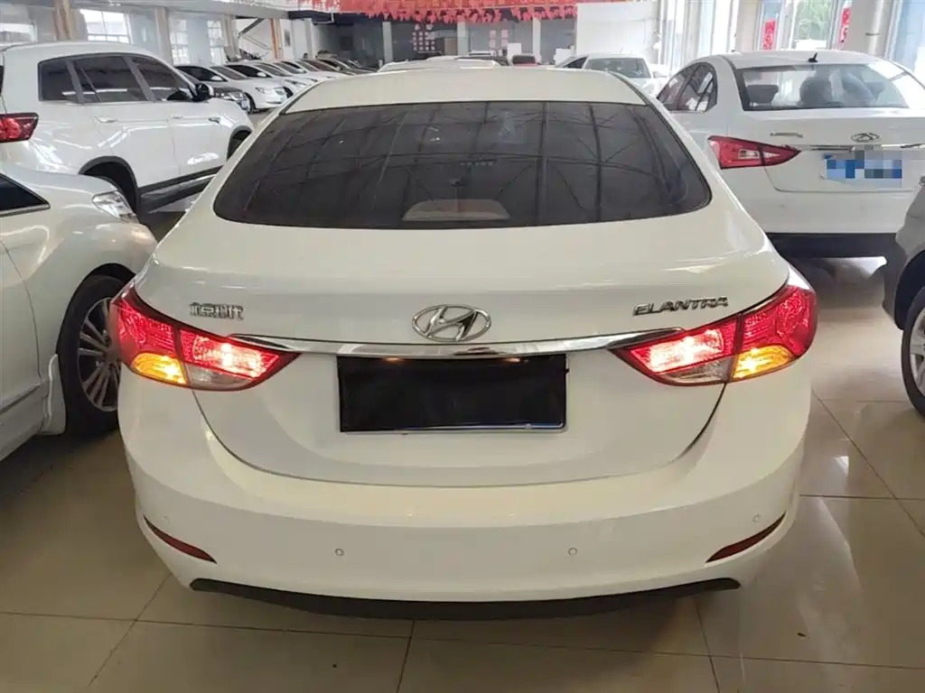 Hyundai Langdong 2015 1.6L Auto Trend фото 6