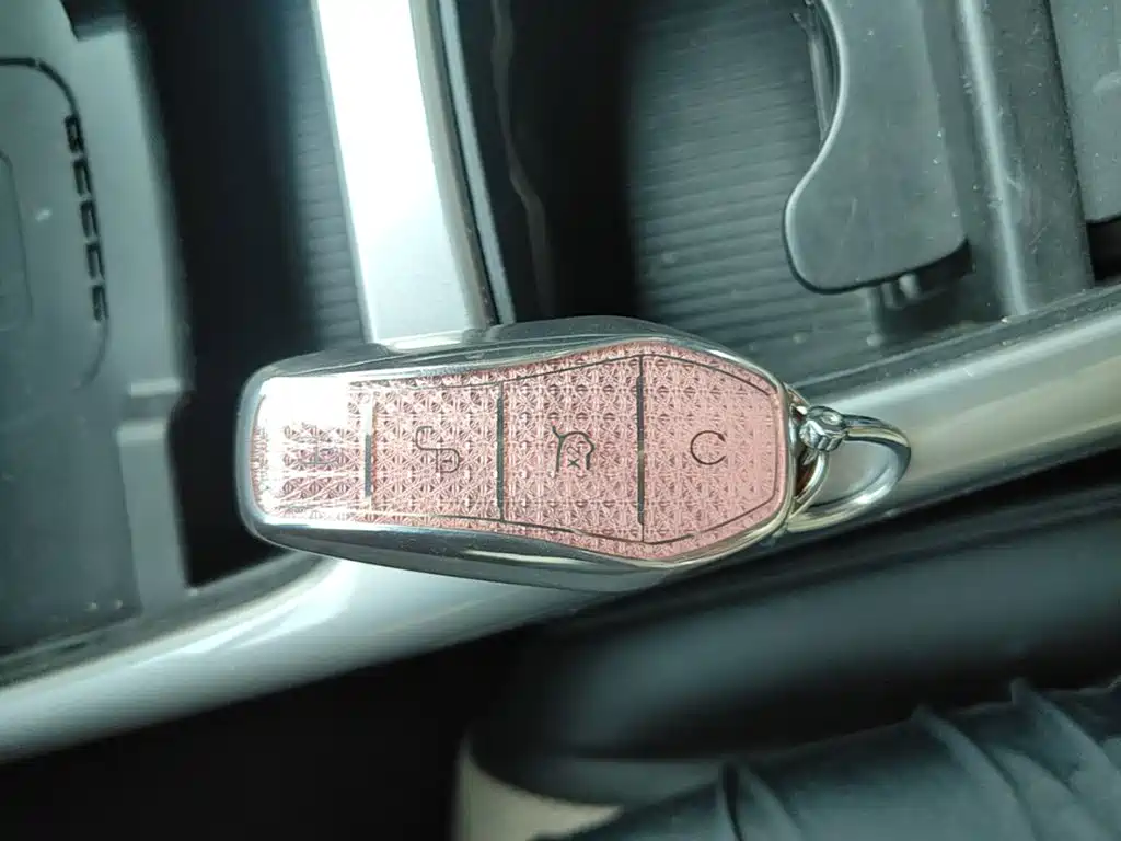 Фото 9 - BYD Dolphin