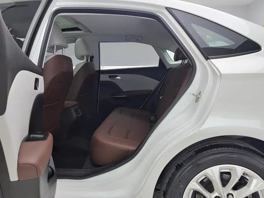 Chevrolet Monza 2025 2024 1.5L Dual-Clutch Delight Edition