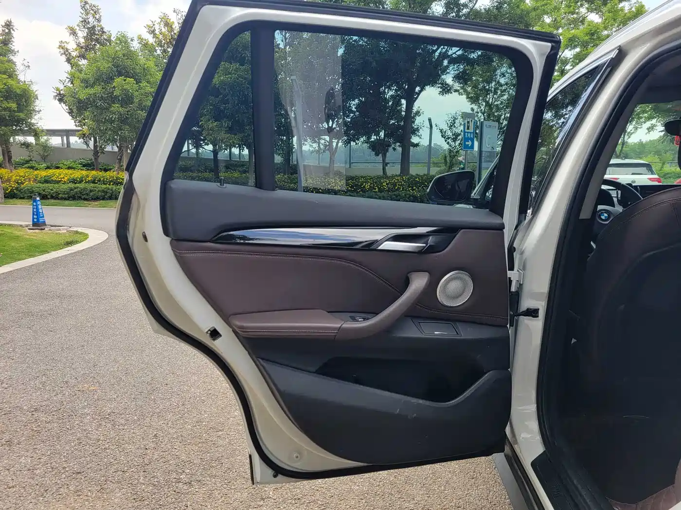 BMW X1 2021 sDrive20Li Fashion фото 11