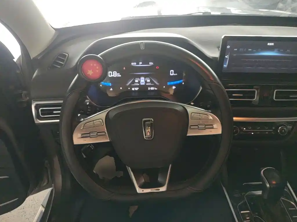 Besturn T33 2019 2019 1.6L Automatic Luxury China VI