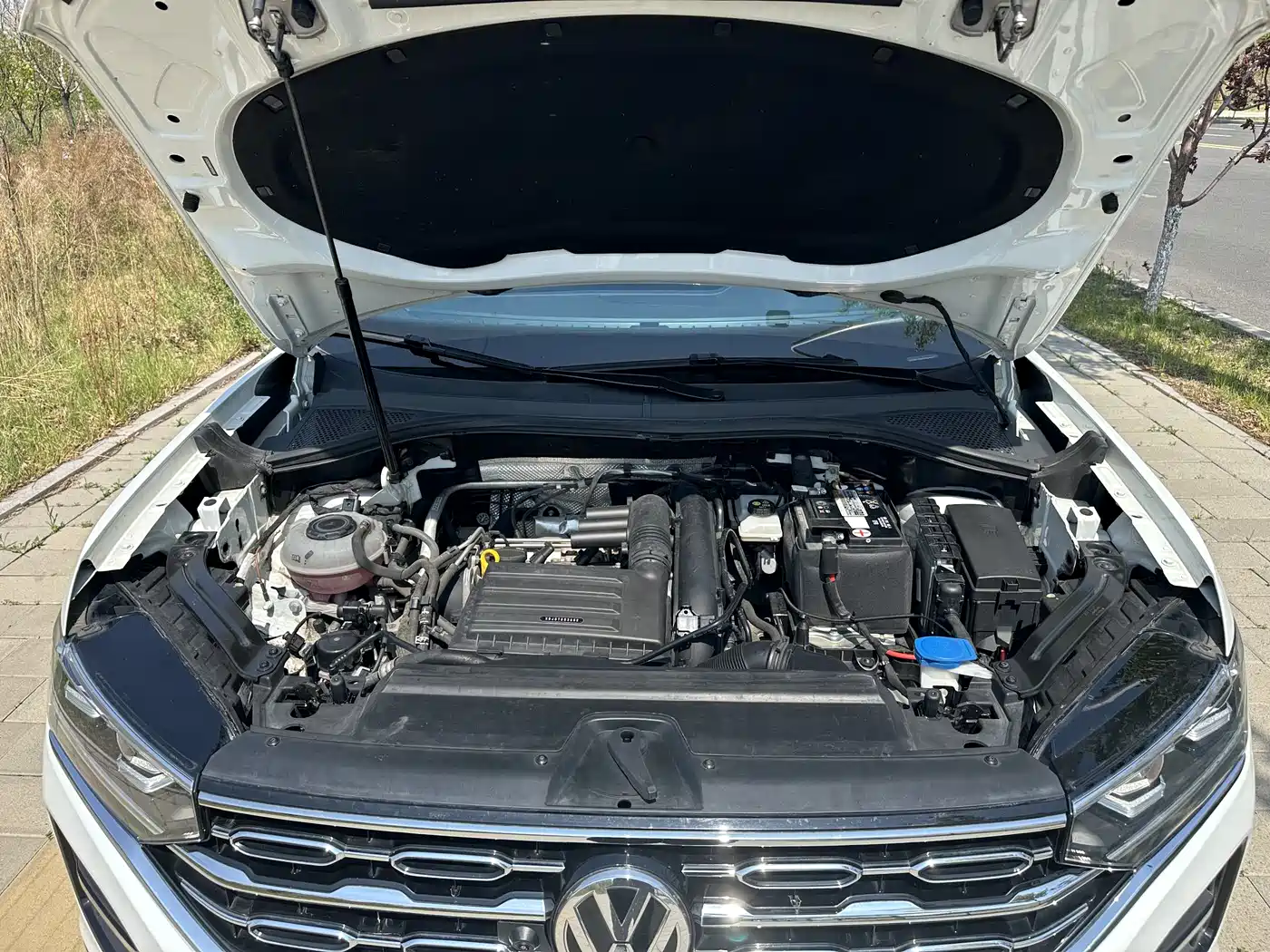 Volkswagen Tayron 2022 280TSI 2WD Luxury Smart Connect Edition фото 26