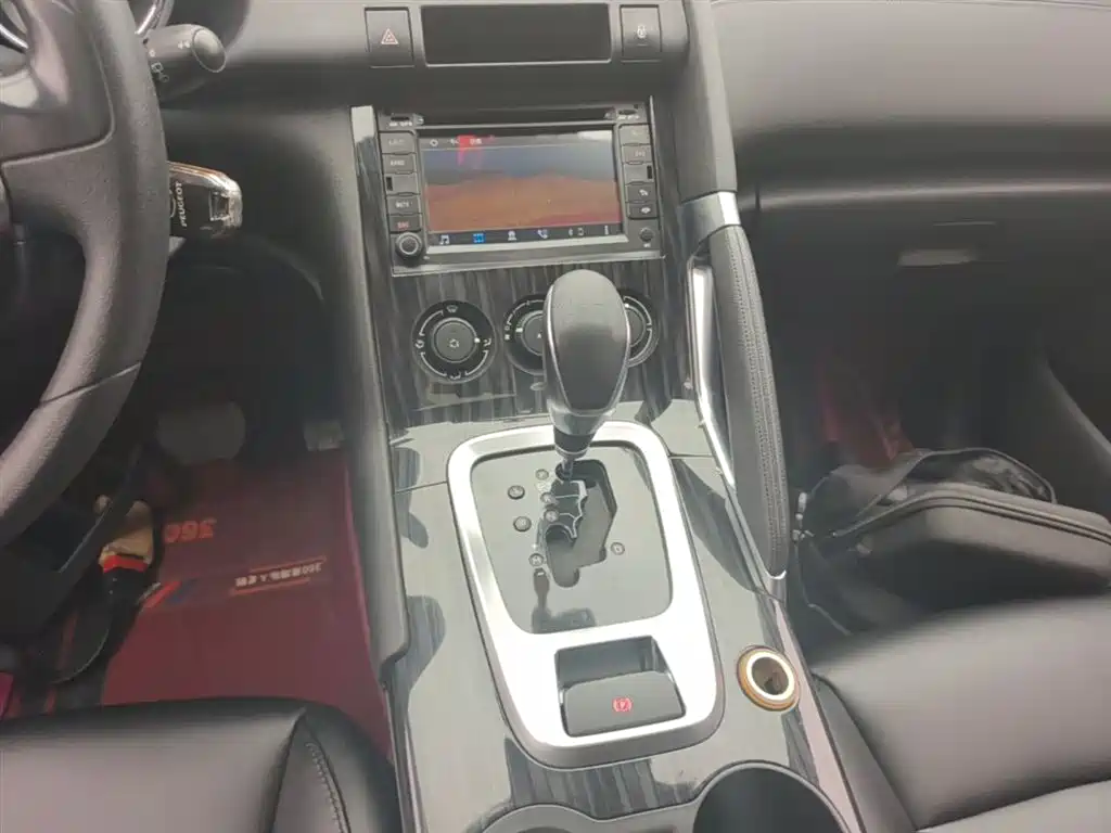 Peugeot 3008 2015 1.6THP Automatic Classic Edition фото 14